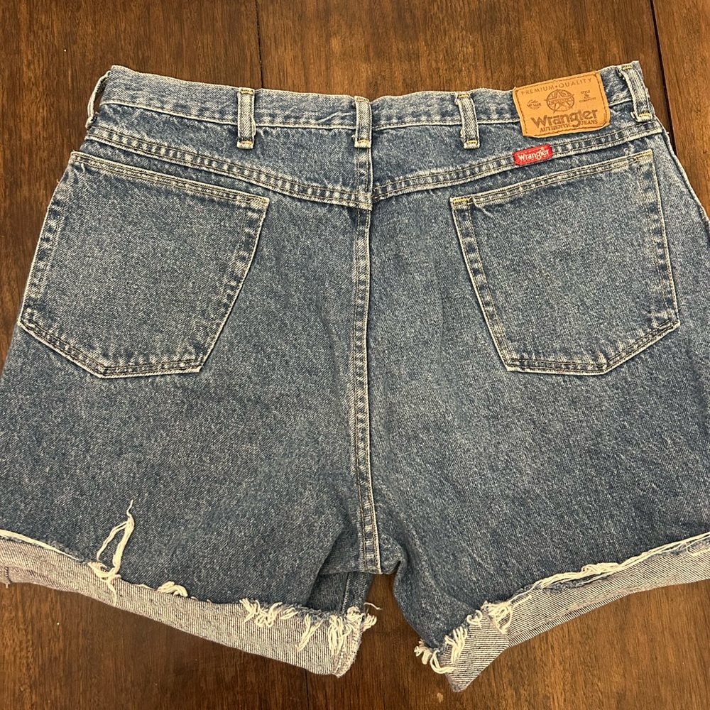 Wrangler Women's Blue Denim Shorts- 38X32